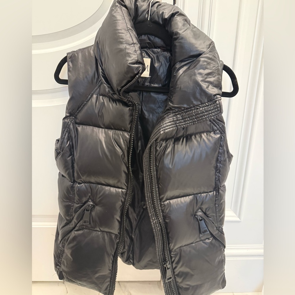 SAM Black Puffer Vest - Sleeveless Zip Front